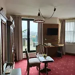 Burgenblick Отель