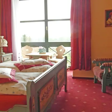 Burgenblick Garni & Tagungshotel 3* ארפורט