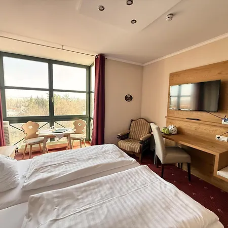 Ξενοδοχείο Landhotel Burgenblick 3*