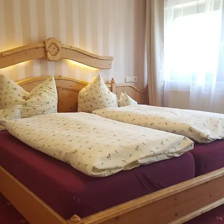Landhotel Burgenblick