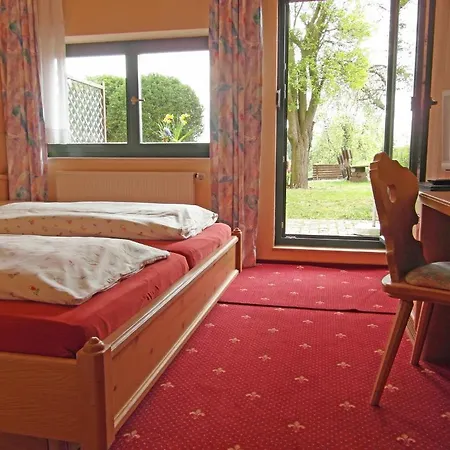 Landhotel Burgenblick Ξενοδοχείο 3*