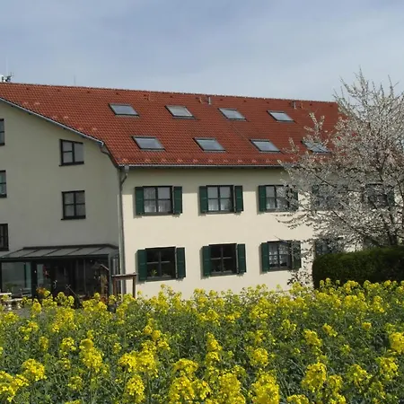 Landhotel Burgenblick Ξενοδοχείο 3*