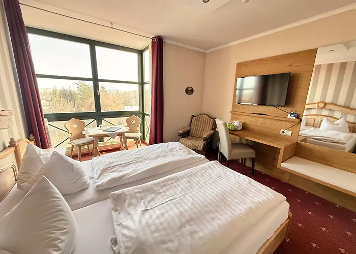 מלון Burgenblick 3*