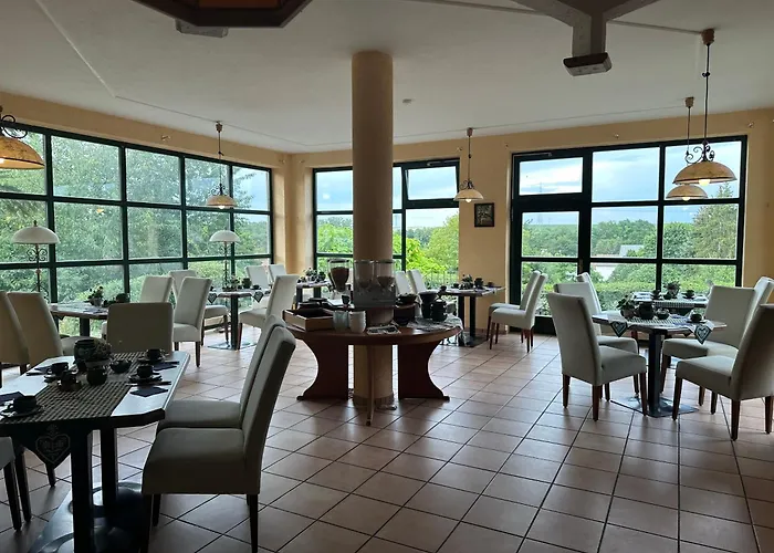 Burgenblick Hotel 3*