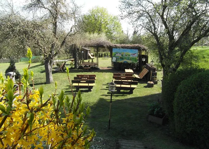 Hotel Burgenblick 3*